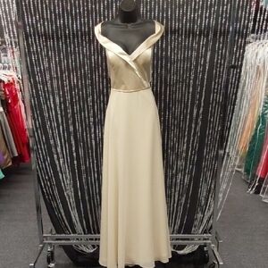 Off the Shoulder Strapless Cream Gown